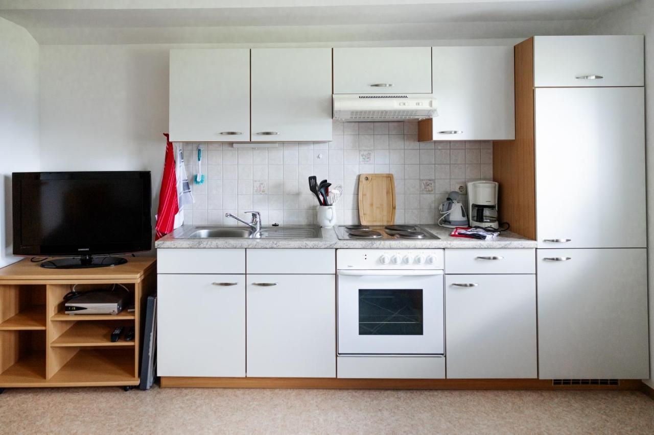 Haus Michaela Apartment Gschwandt  Bagian luar foto