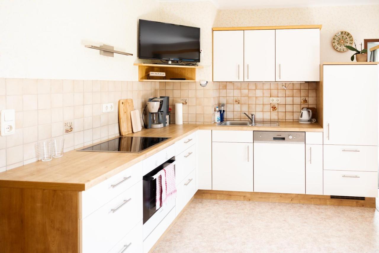 Haus Michaela Apartment Gschwandt  Bagian luar foto