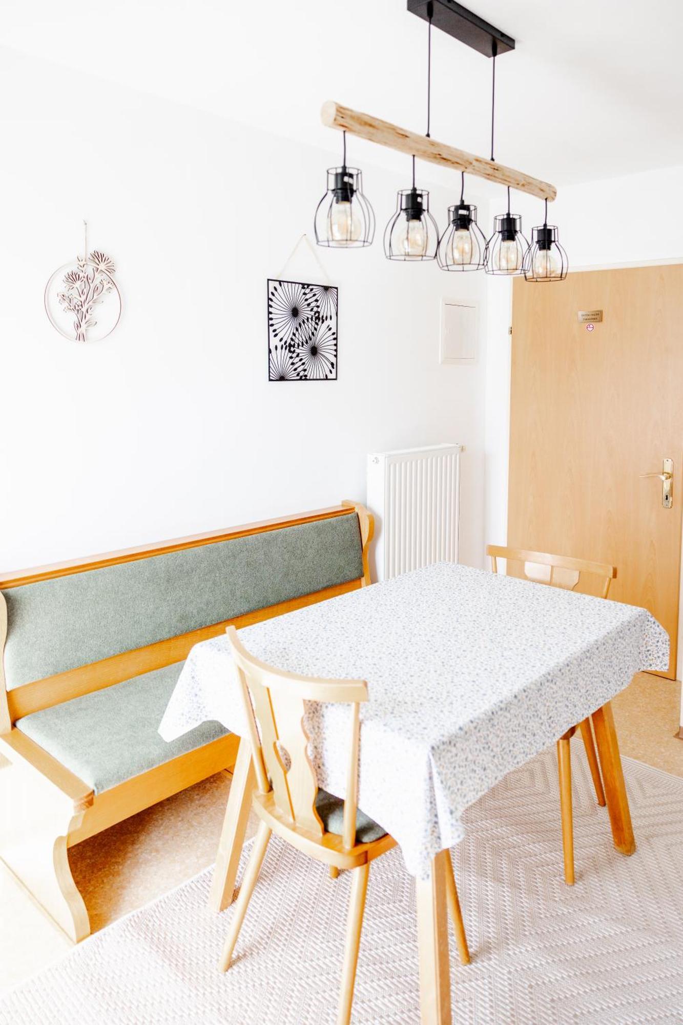 Haus Michaela Apartment Gschwandt  Bagian luar foto